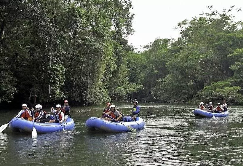 Hotel Campamento Rio Lacanja