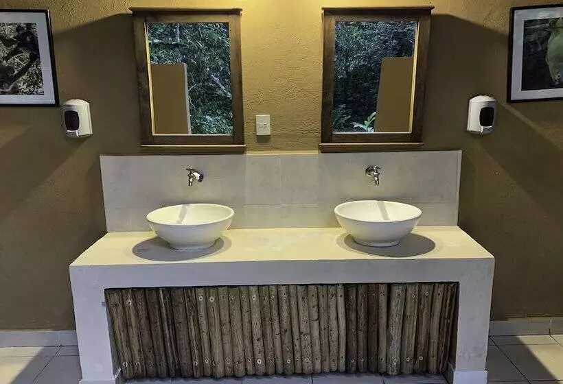 Hotel Campamento Rio Lacanja