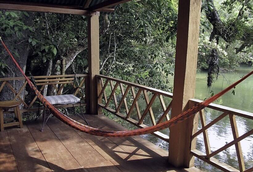 호텔 Campamento Rio Lacanja