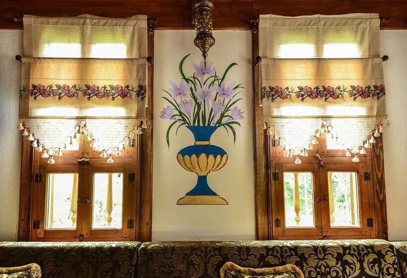 בית מלון כפרי Mehmet Emin Efendi Konagi