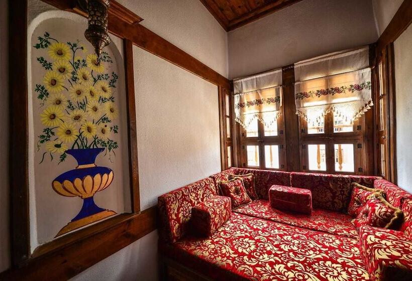 בית מלון כפרי Mehmet Emin Efendi Konagi