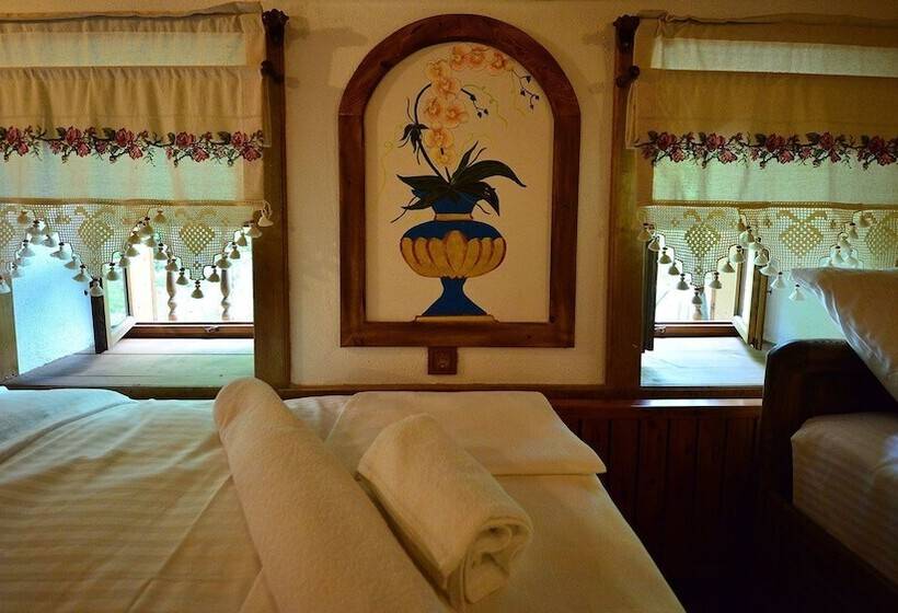 בית מלון כפרי Mehmet Emin Efendi Konagi