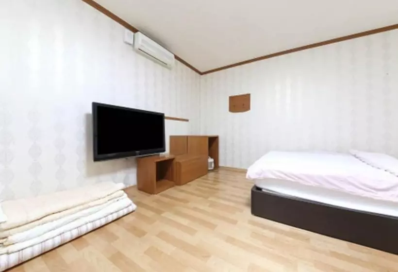 هتل Seolak Resortel