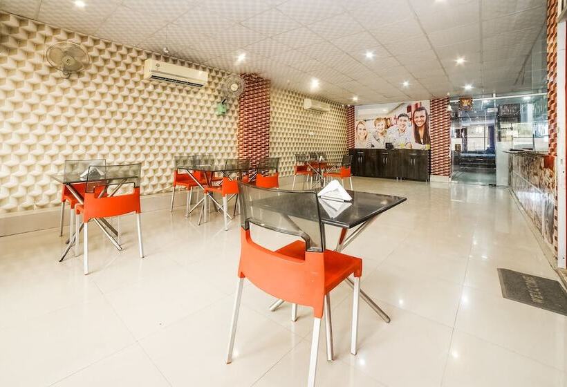 فندق Veer Bhumi Palace By Oyo Rooms