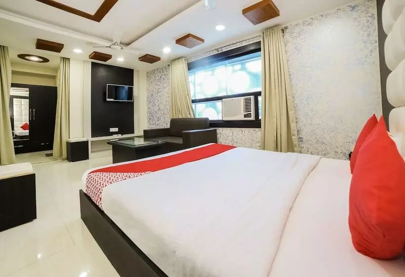 ホテル Veer Bhumi Palace By Oyo Rooms