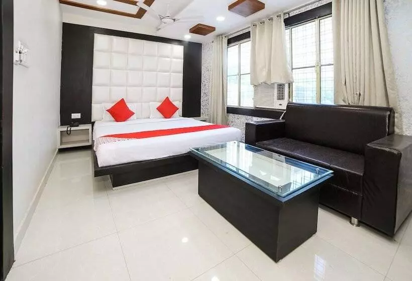 ホテル Veer Bhumi Palace By Oyo Rooms