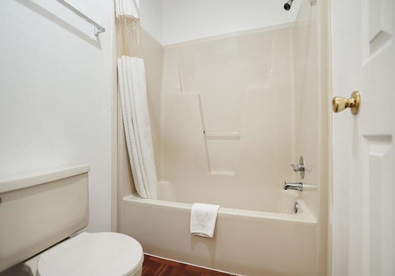 Motel Oyo Hotel Calhoun Ga I-75 & Us-41 Hwy