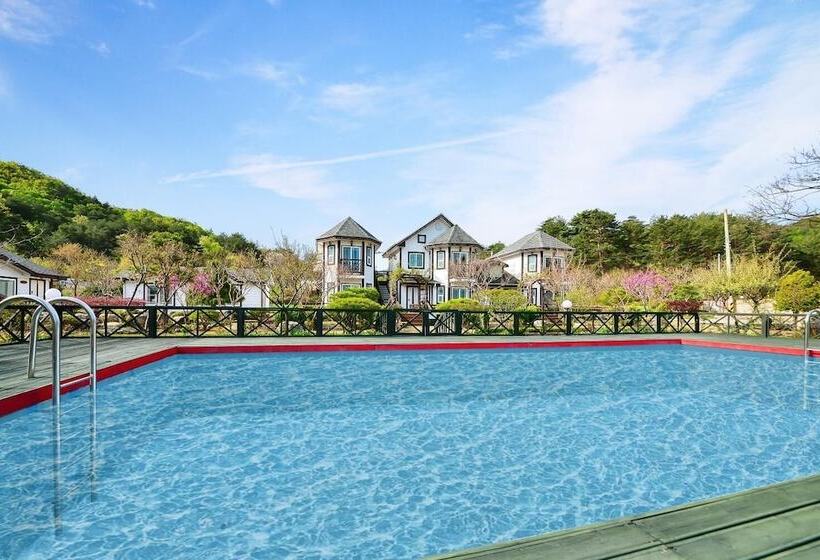 Samcheok Duelkkot Pension