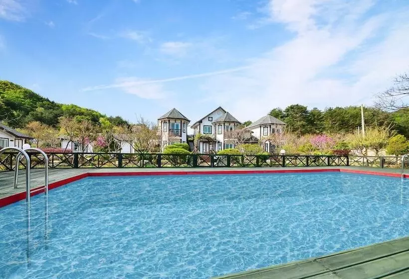 Samcheok Duelkkot Pension