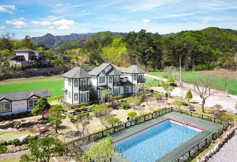 Samcheok Duelkkot Pension