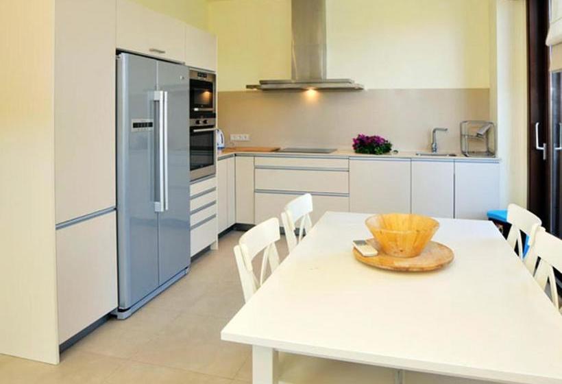 Villa Barcares Gran For 10, Pool, Gym And Close To Beach