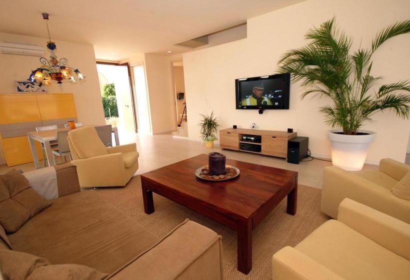 Villa Barcares Gran For 10, Pool, Gym And Close To Beach