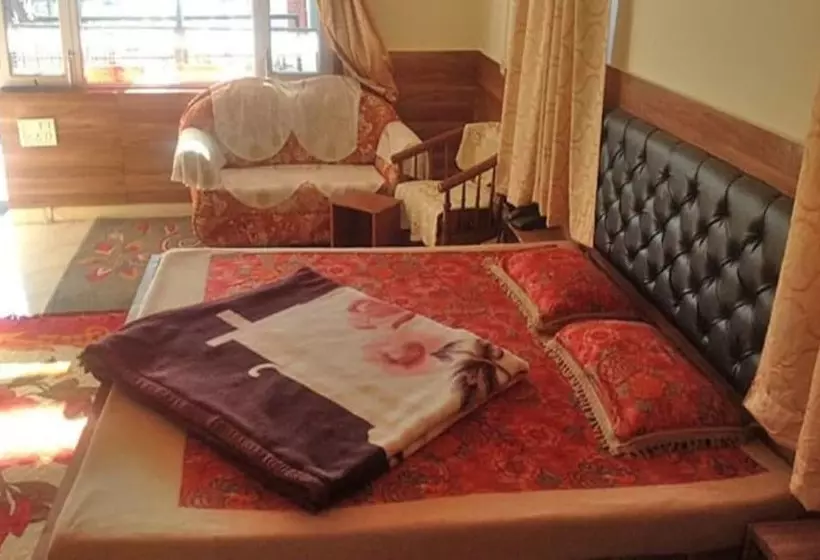 ホテル Ekant Lodge