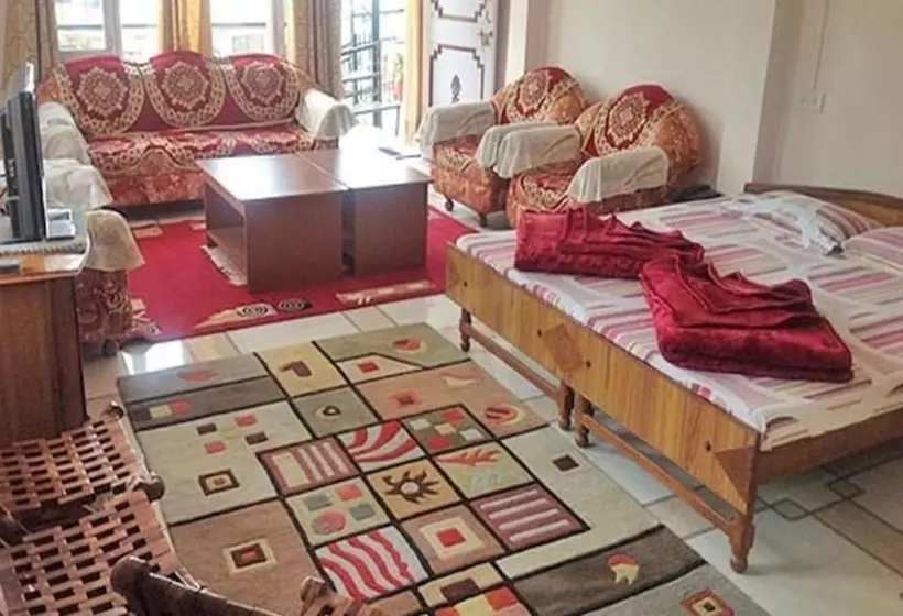 ホテル Ekant Lodge