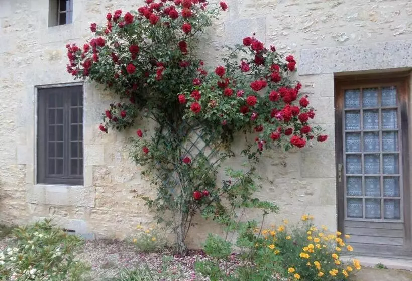 Aamiaismajoitus (B&B) La Roseraie