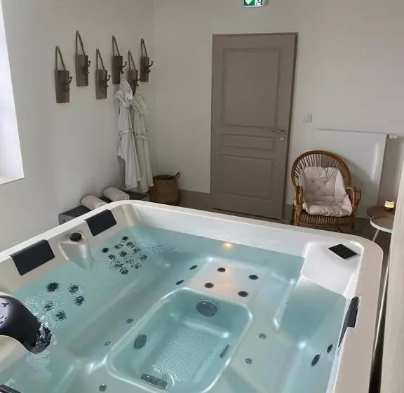 ベッドアンドブレックファースト Le Goluret Chambres & Table D Hôtes   Espace Bien être