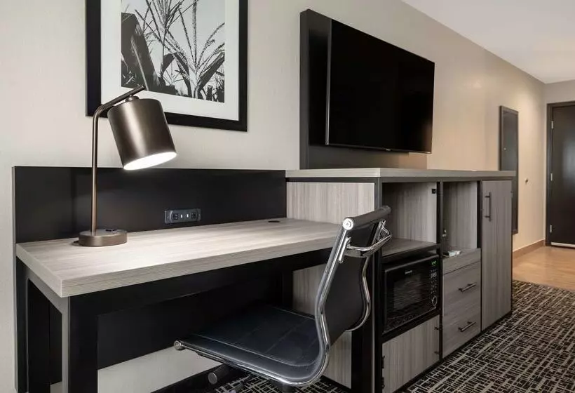 ホテル Best Western Plus Greenwood Indy South Inn