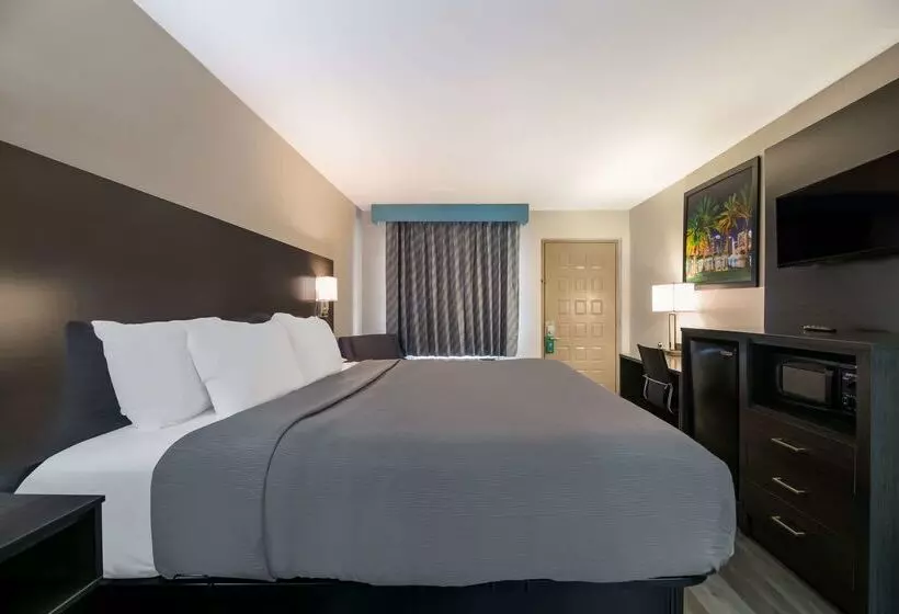 호텔 Quality Inn & Suites Altamonte Springs Orlando North