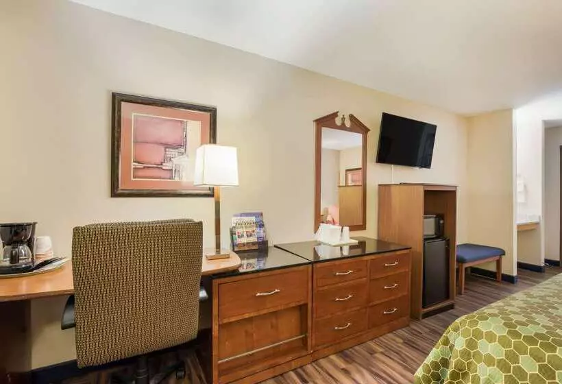 Отель Econo Lodge