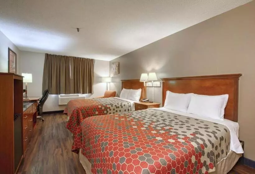 Отель Econo Lodge