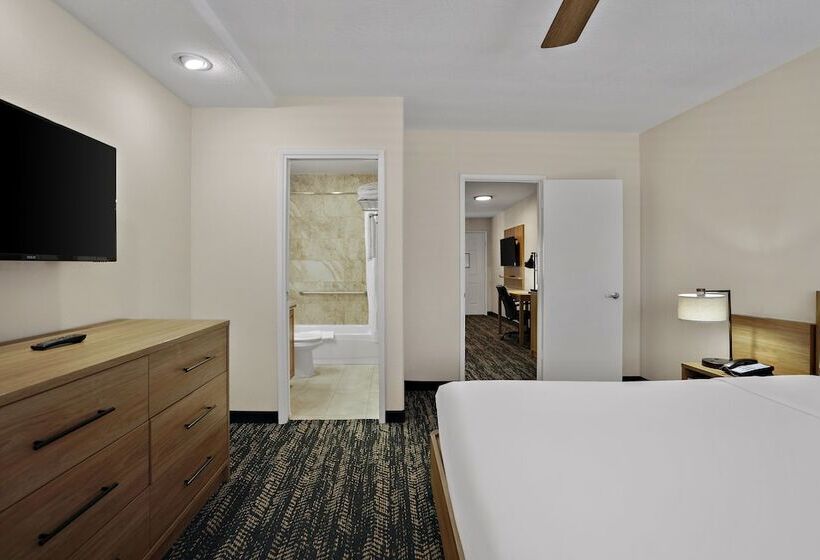 فندق La Fuente Inn & Suites