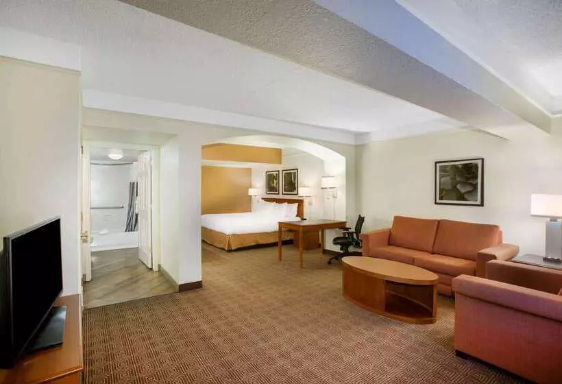 酒店 La Quinta Inn By Wyndham Austin Capitol / Downtown