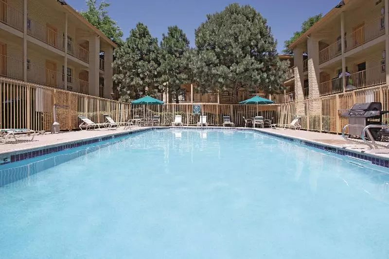 Отель La Quinta Inn By Wyndham Denver Golden