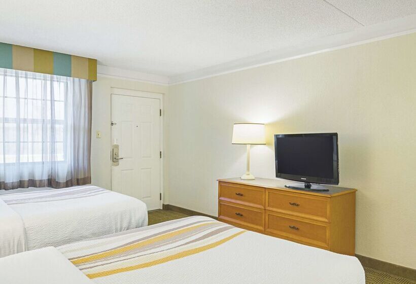 فندق La Quinta Inn By Wyndham Denver Northglenn