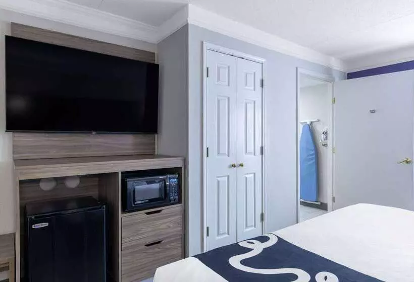 호텔 La Quinta Inn By Wyndham Kansas City Lenexa