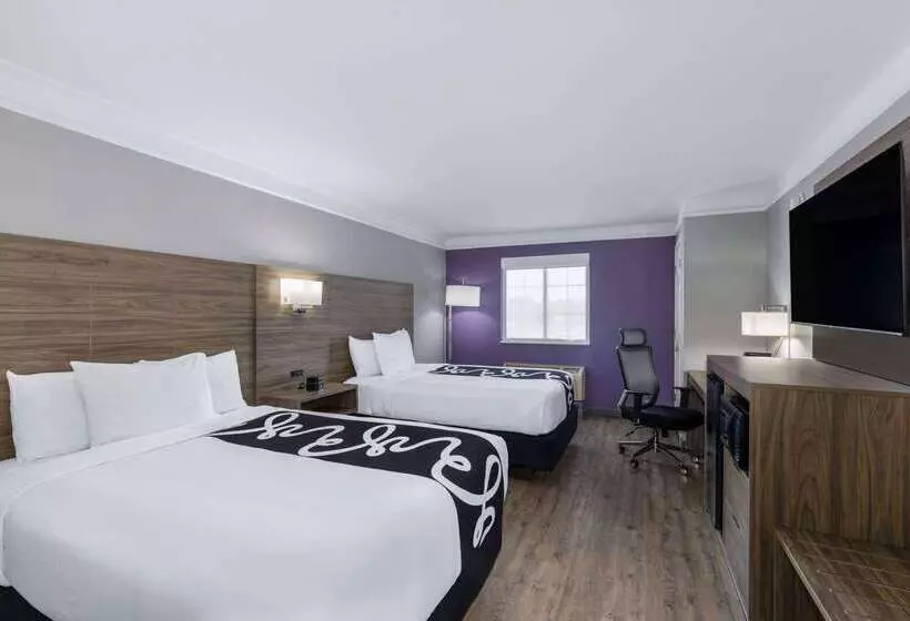 호텔 La Quinta Inn By Wyndham Kansas City Lenexa