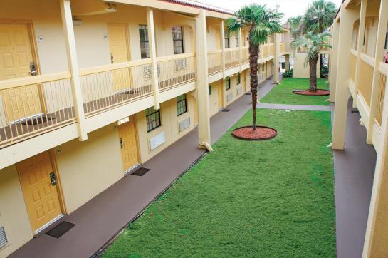 酒店 Travelodge by Wyndham Mobile