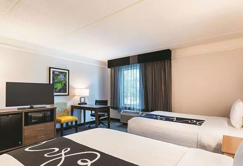 בית מלון כפרי La Quinta By Wyndham Atlanta Alpharetta