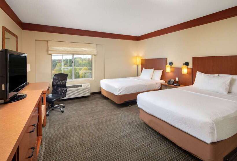 هتل La Quinta By Wyndham Atlanta Ballpark/galleria