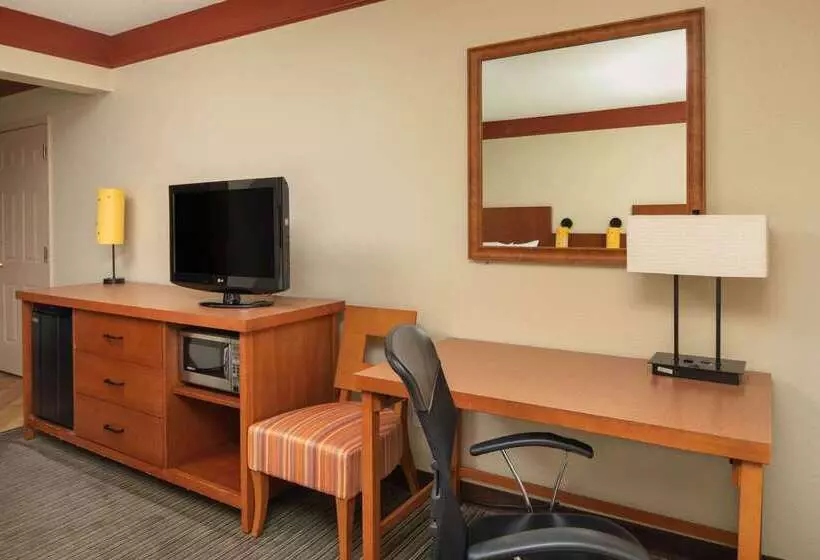 酒店 La Quinta By Wyndham Atlanta Ballpark/galleria