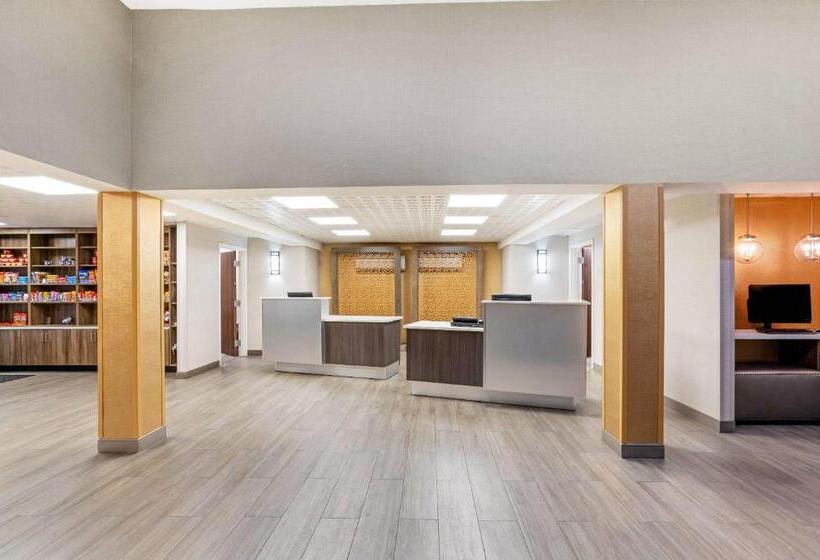 酒店 La Quinta By Wyndham Columbus Ms