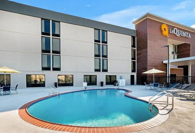 酒店 La Quinta By Wyndham Columbus Ms