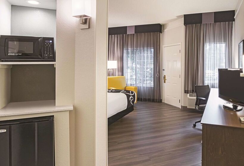 فندق La Quinta By Wyndham Fort Worth North