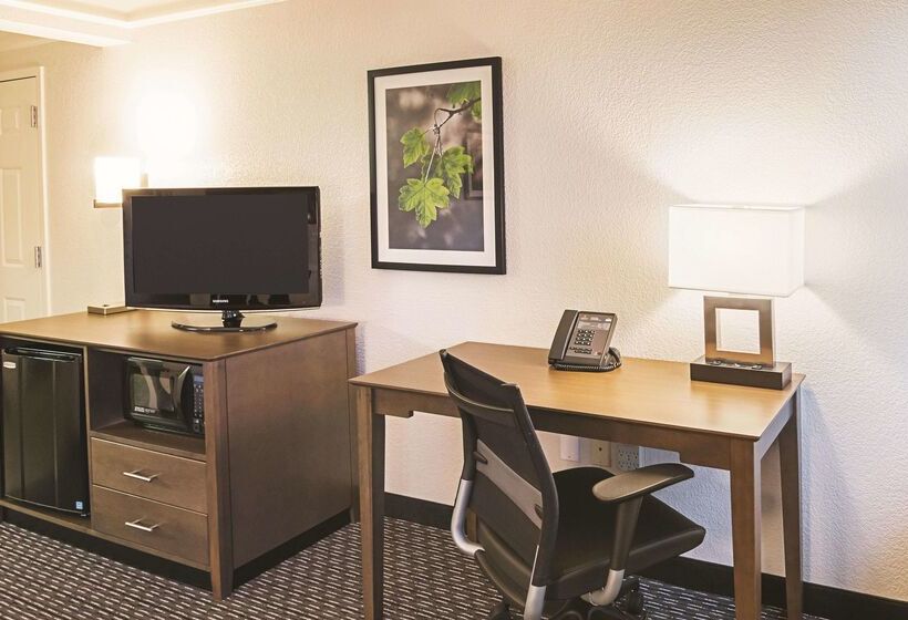 فندق La Quinta By Wyndham Fort Worth North