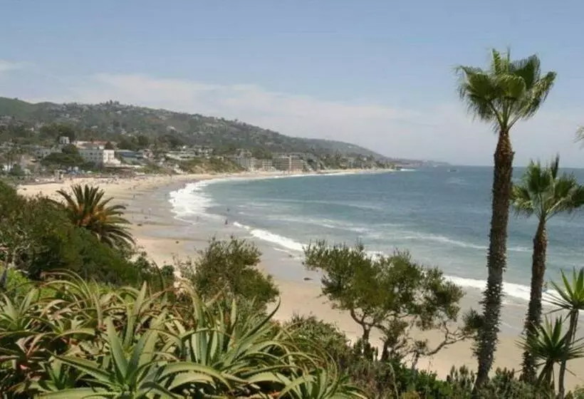 호텔 Laguna Shores Studio Suites