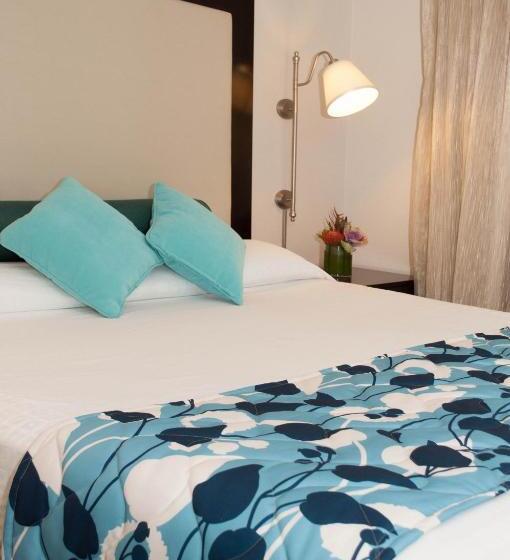 فندق Laguna Shores Studio Suites