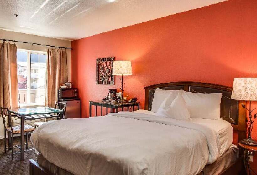 فندق Leavenworth Village Inn