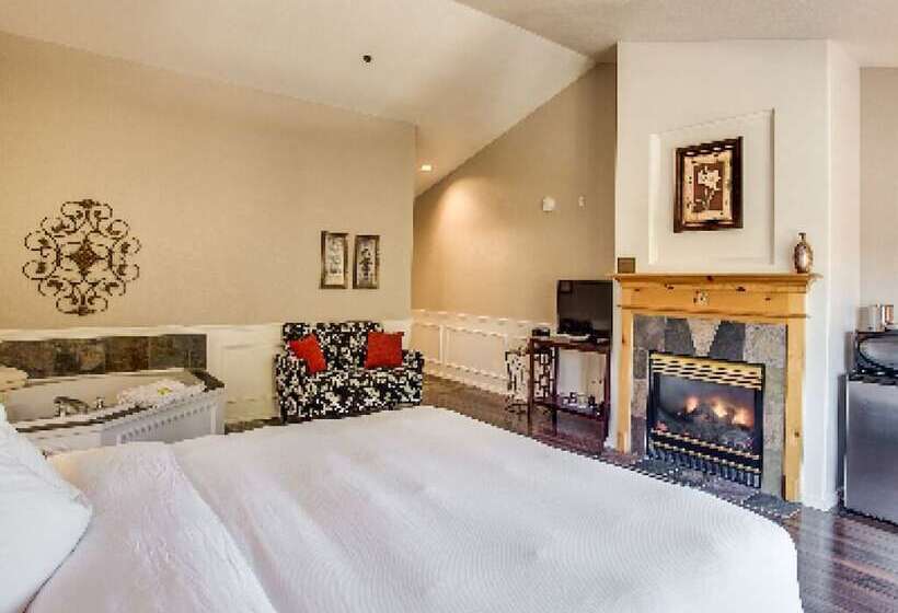 فندق Leavenworth Village Inn