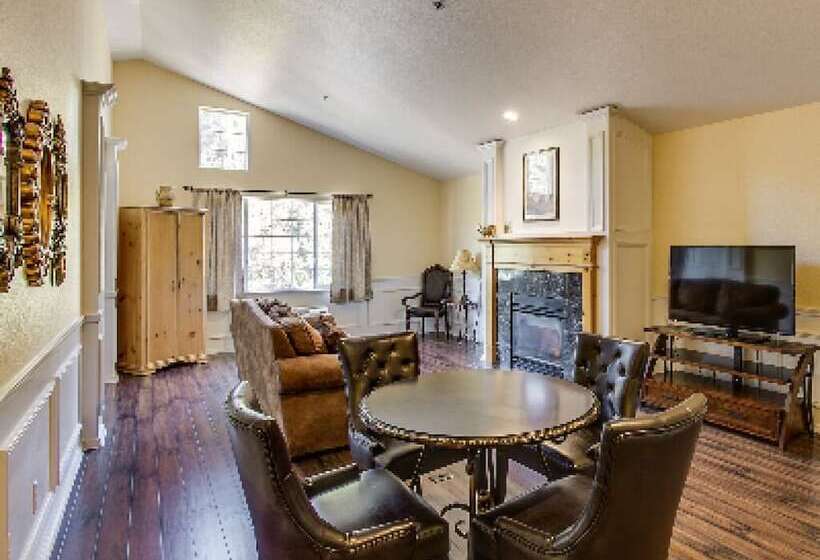 فندق Leavenworth Village Inn