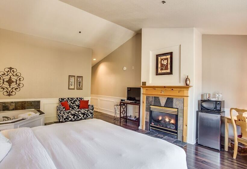 فندق Leavenworth Village Inn