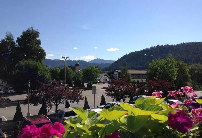 호텔 Linderhof Inn