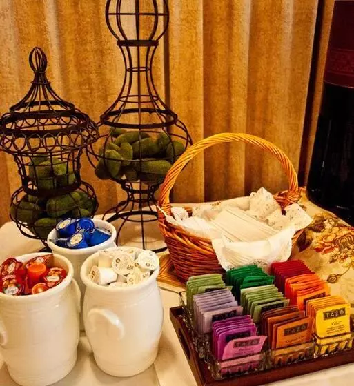 호텔 Linderhof Inn