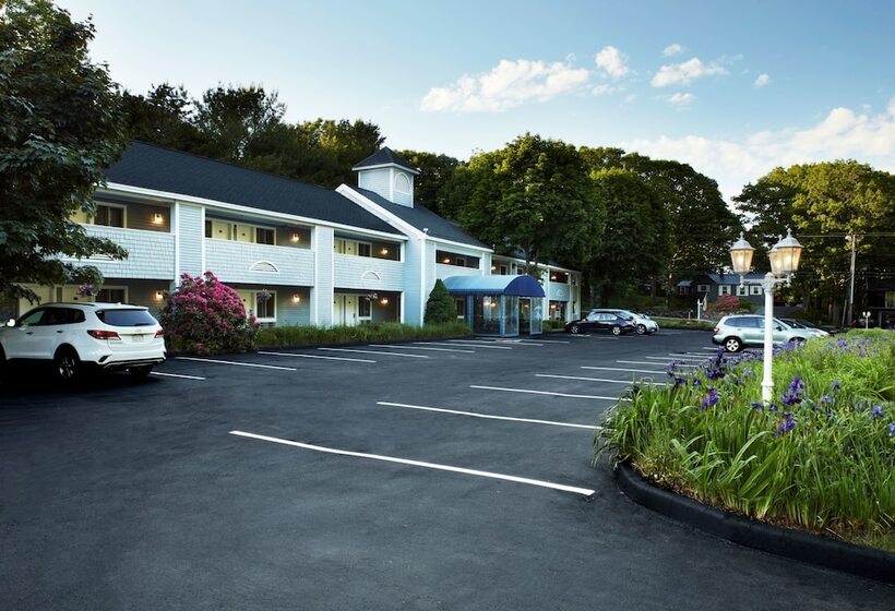 Отель The Lodge At Turbat S Creek