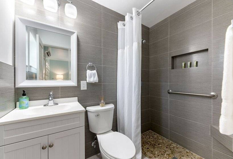 Kona Kai Resort And Gallery