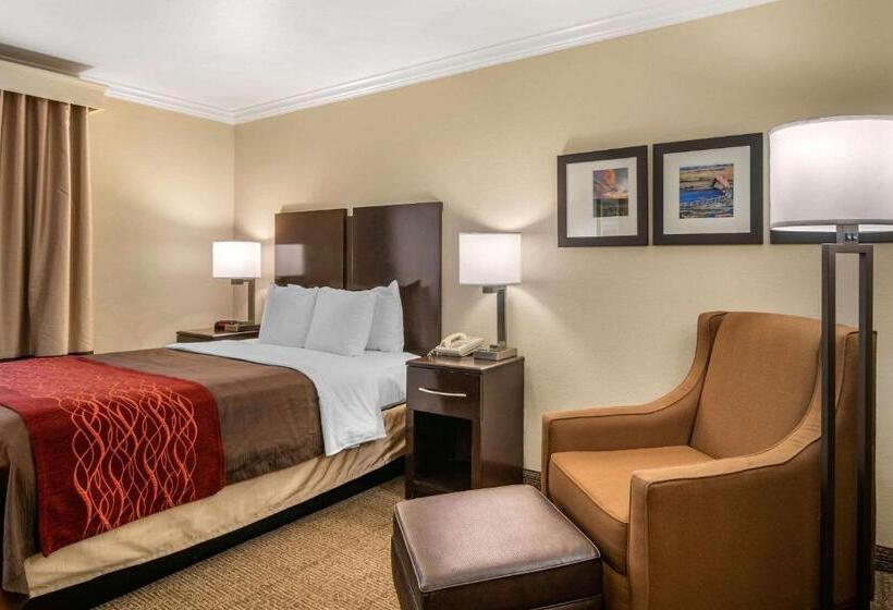 Мотель Comfort Inn Columbia Gorge