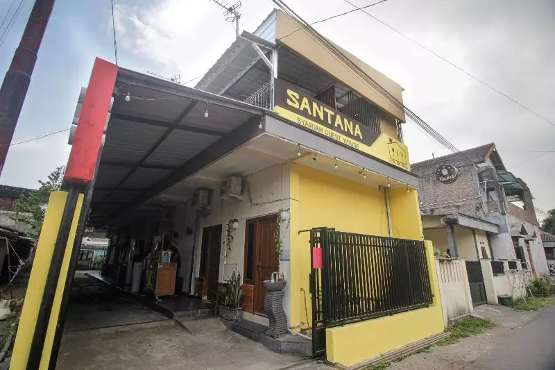 هتل Capital O 2258 Santana Syariah Guest House